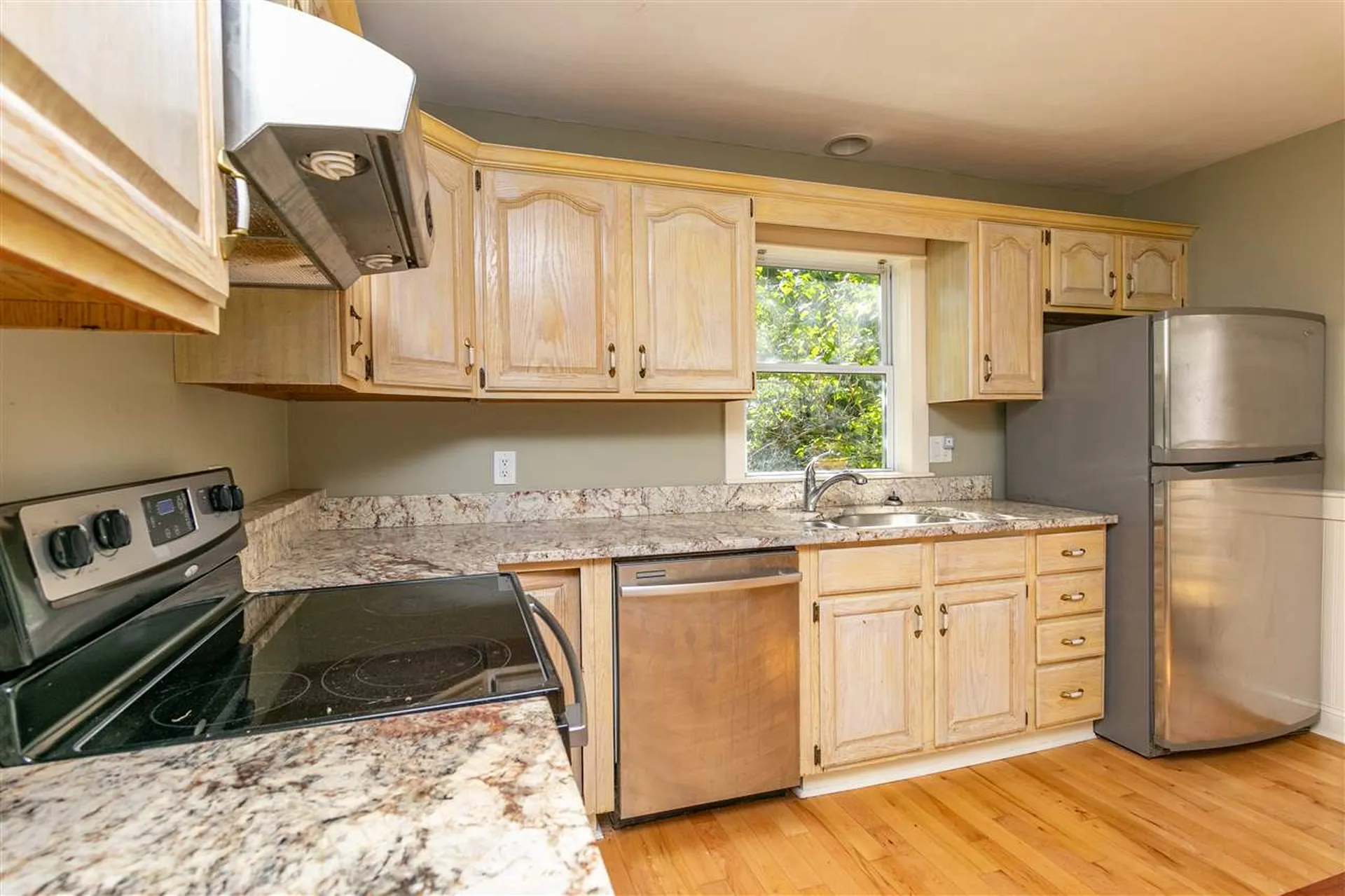 1676 Essex Road Williston VT 05495