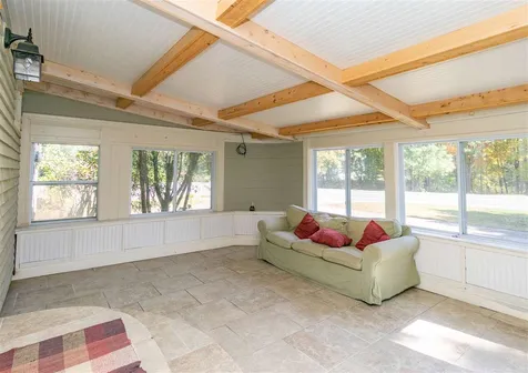 1676 Essex Road Williston VT 05495