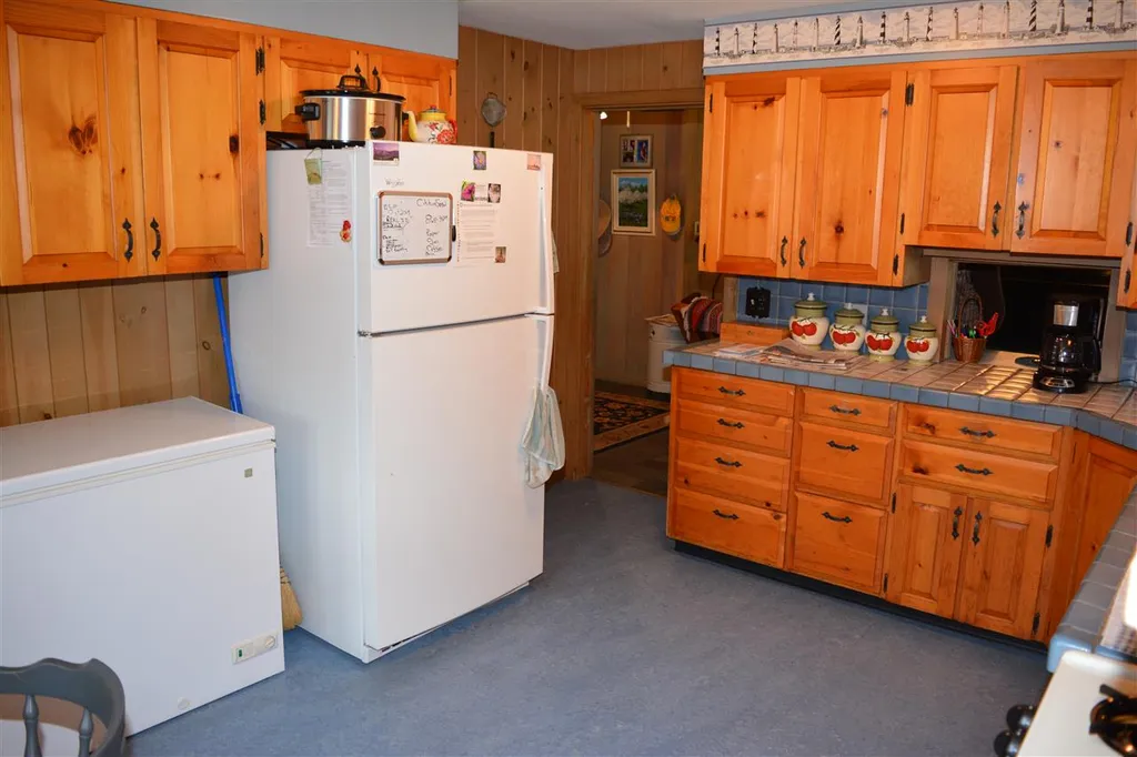 23 Farr Road Lebanon NH 03766