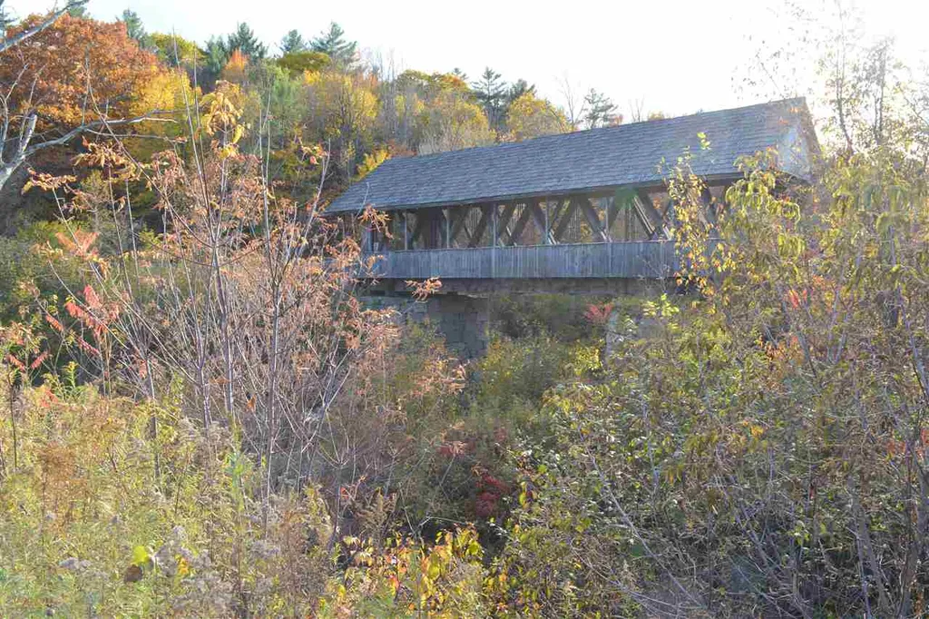 23 Farr Road Lebanon NH 03766