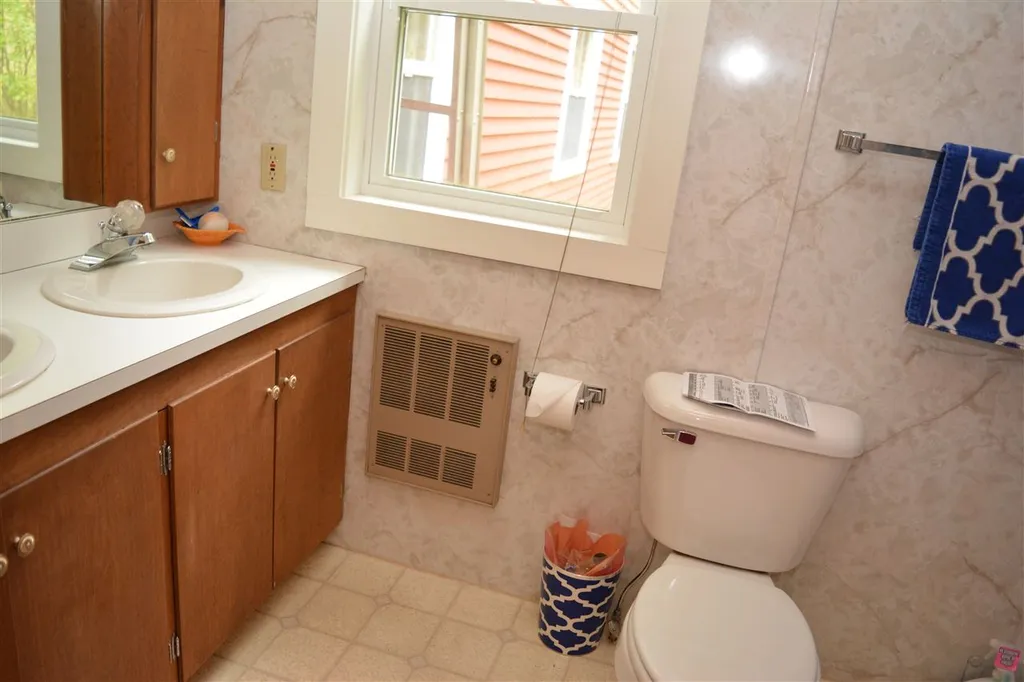 23 Farr Road Lebanon NH 03766