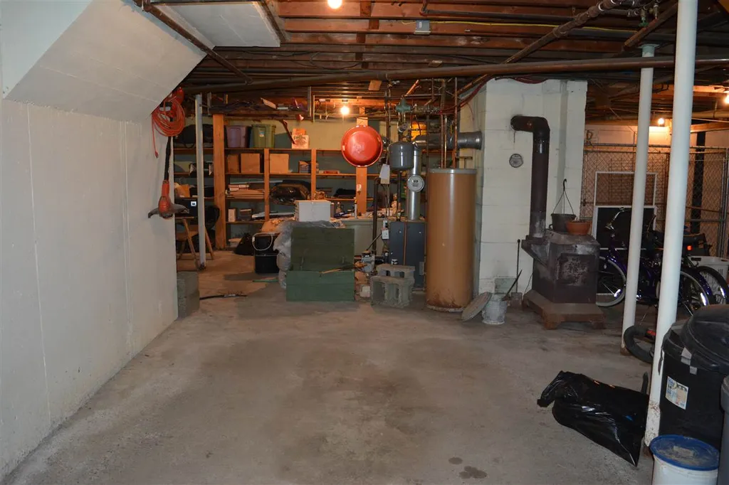 23 Farr Road Lebanon NH 03766