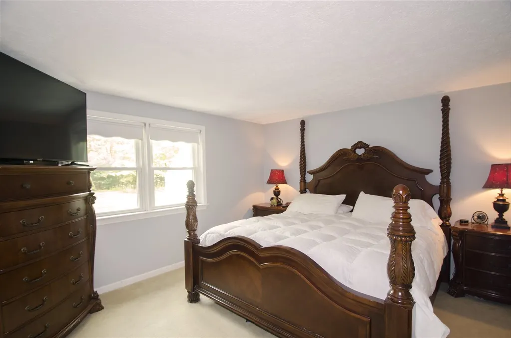 1555 Bodwell Road Manchester NH 03109