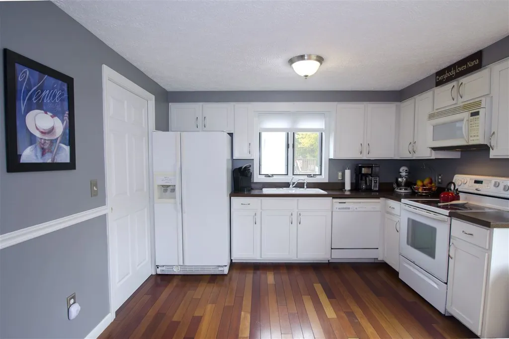 1555 Bodwell Road Manchester NH 03109