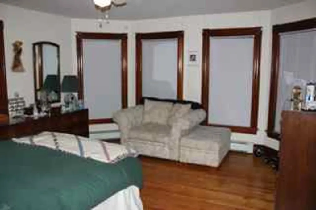 395-397 Nashua Street Milford NH 03055