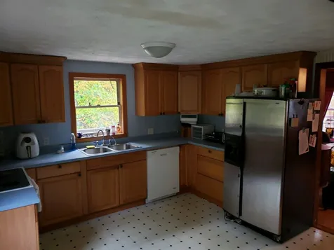 21 Mill Road Derry NH 03038