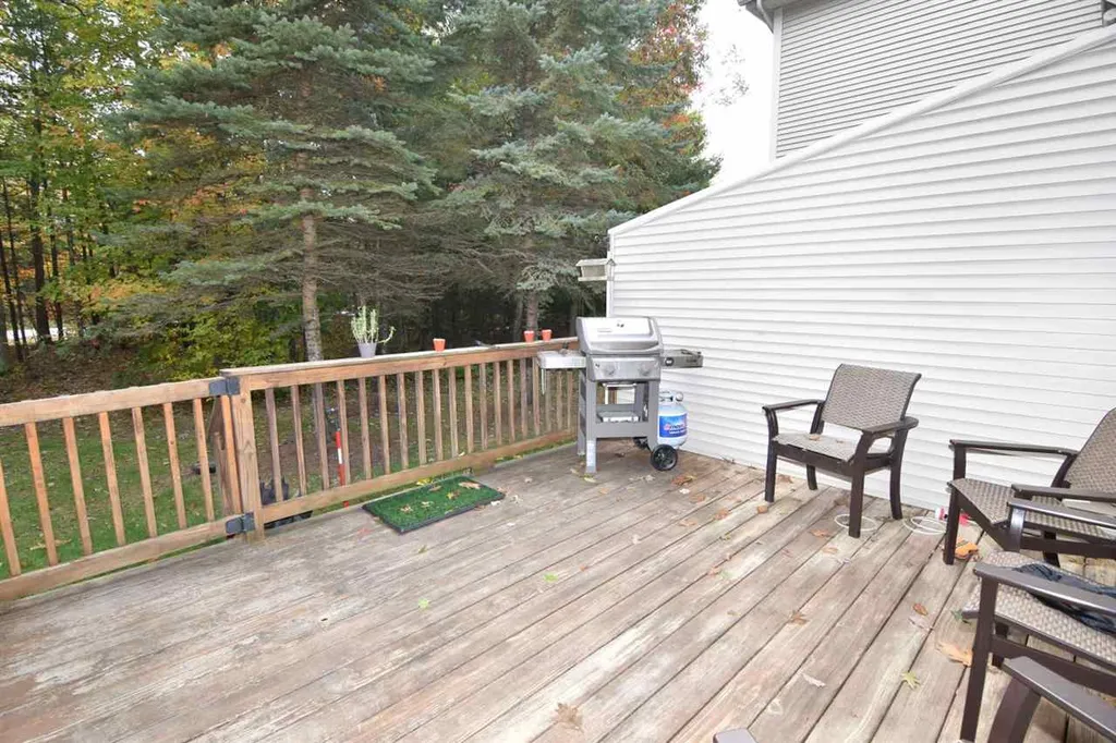 73 Partridge Drive Essex VT 05452