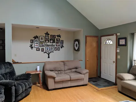9 Stillwater Circle Rochester NH 03839