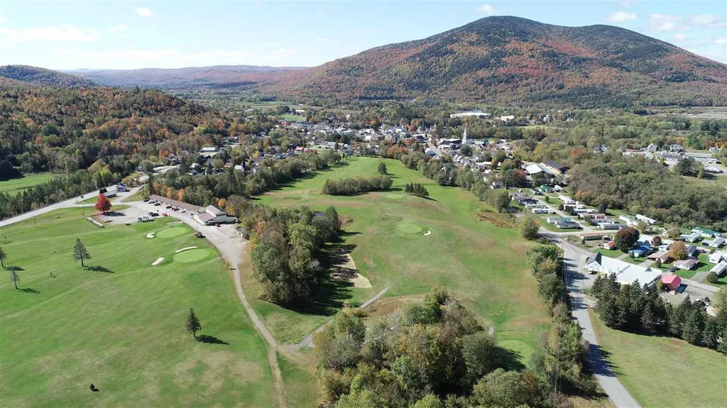 15 Abenaki Lane Colebrook NH 03576