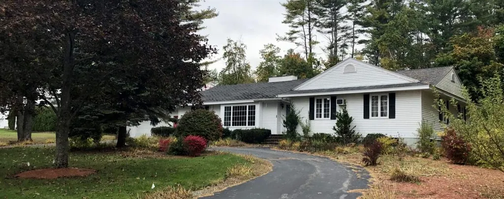 30 Summit Avenue Laconia NH 03246