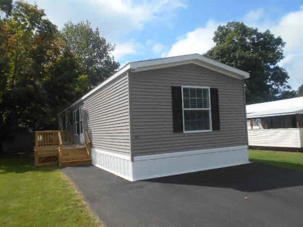 76 Hayes Park Exeter NH 03833