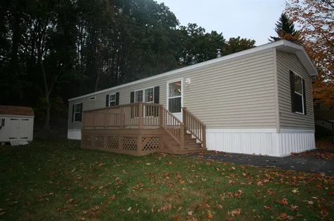 76 Hayes Park Exeter NH 03833