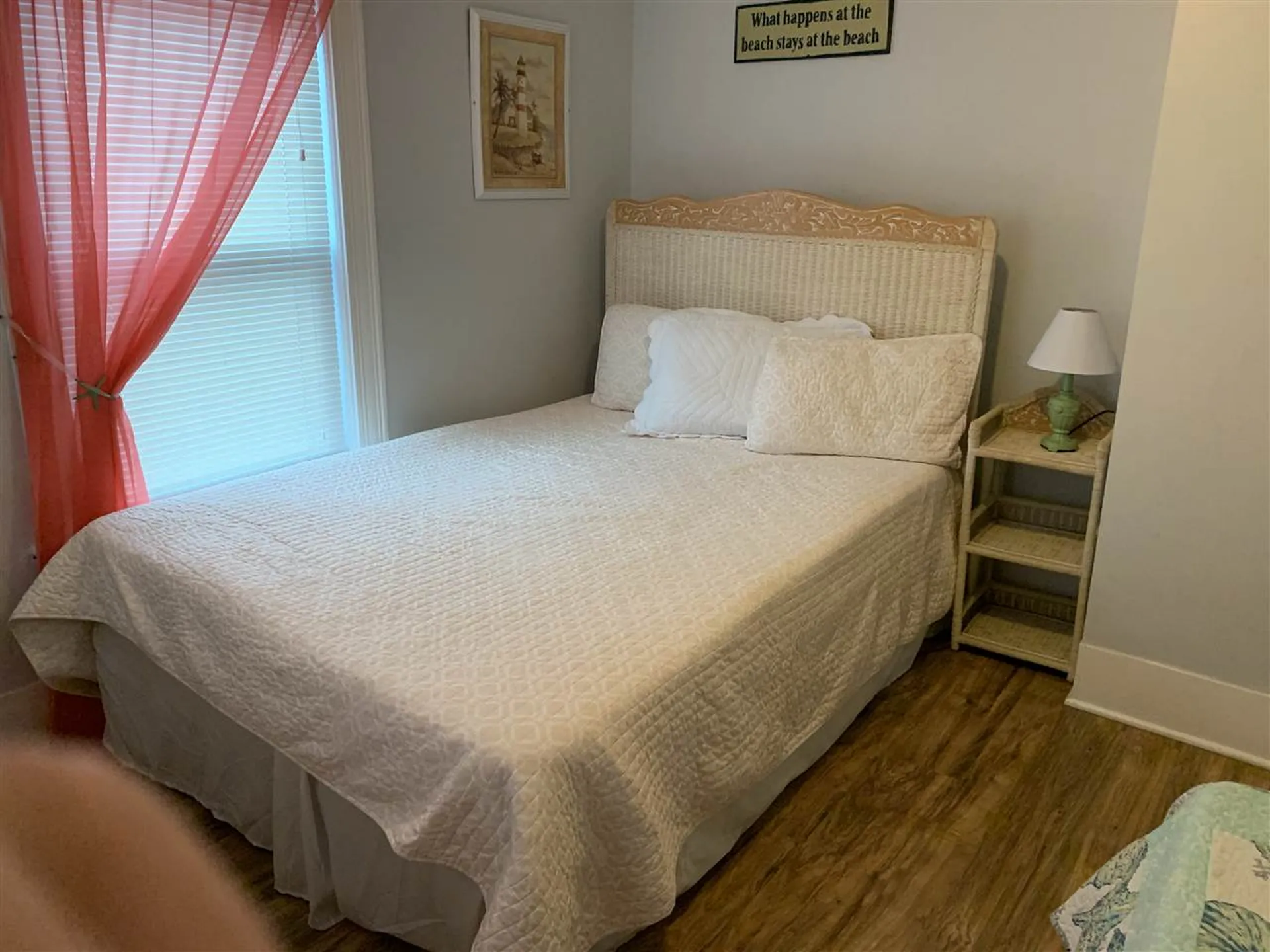 9 G Street Hampton NH 03842