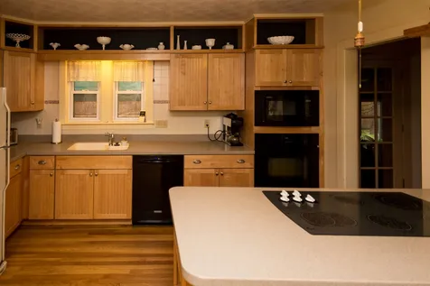 12 Stark Avenue Dover NH 03820