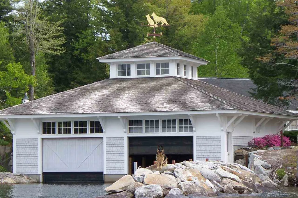 1 Diamond Cove Way Wolfeboro NH 03894