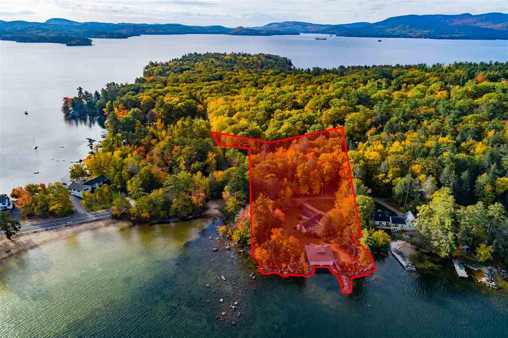 1 Diamond Cove Way Wolfeboro NH 03894