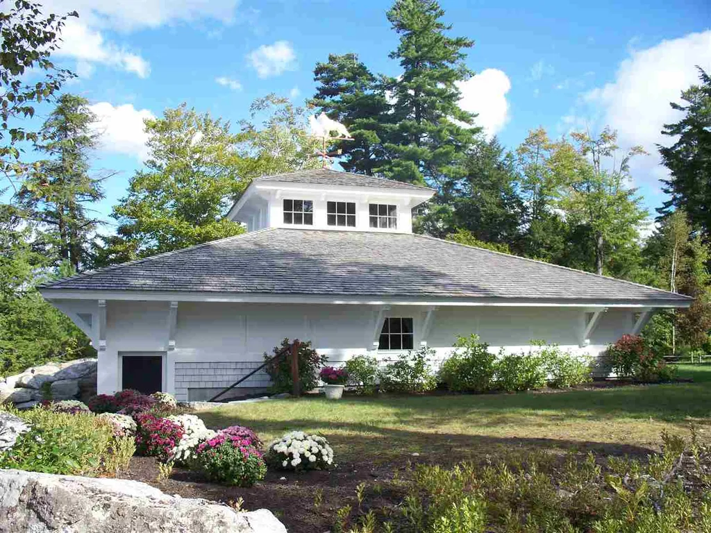 1 Diamond Cove Way Wolfeboro NH 03894