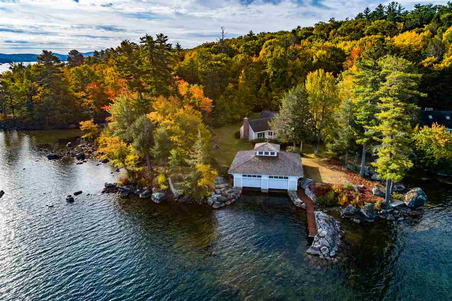 1 Diamond Cove Way Wolfeboro NH 03894