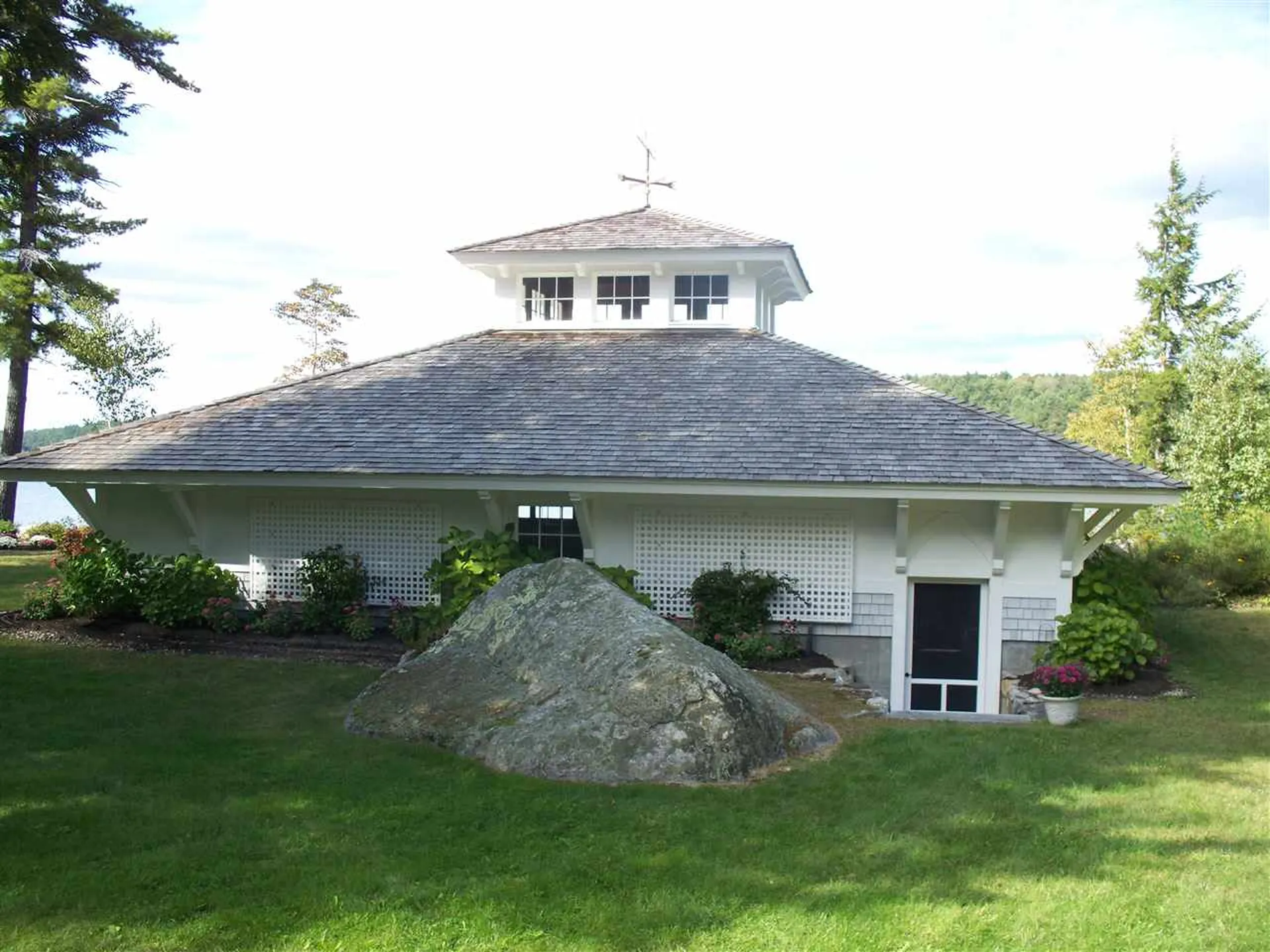 1 Diamond Cove Way Wolfeboro NH 03894