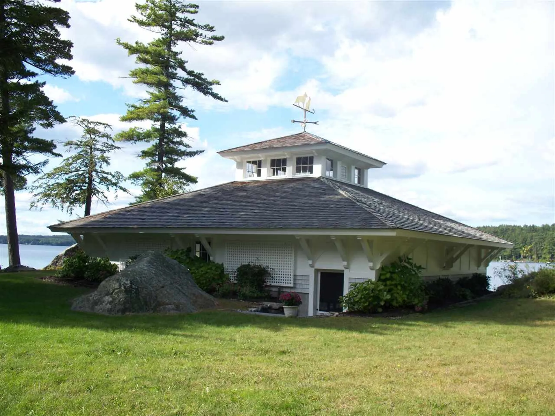 1 Diamond Cove Way Wolfeboro NH 03894