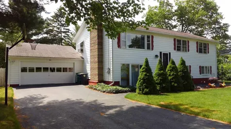 3 Wheaton Drive Nashua NH 03063