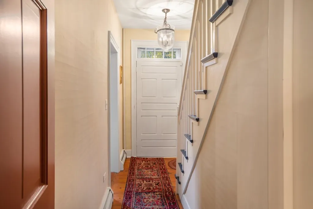 11 Hensmith Road Salisbury NH 03268