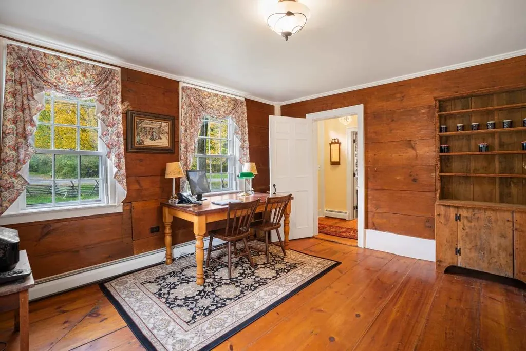 11 Hensmith Road Salisbury NH 03268