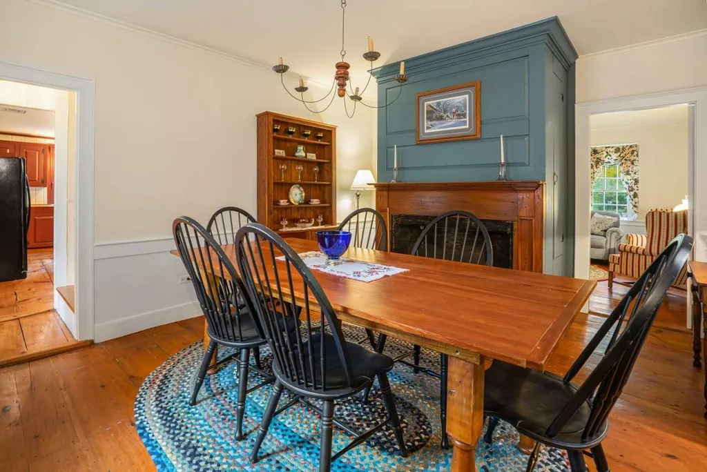 11 Hensmith Road Salisbury NH 03268