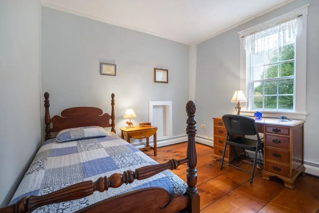 11 Hensmith Road Salisbury NH 03268