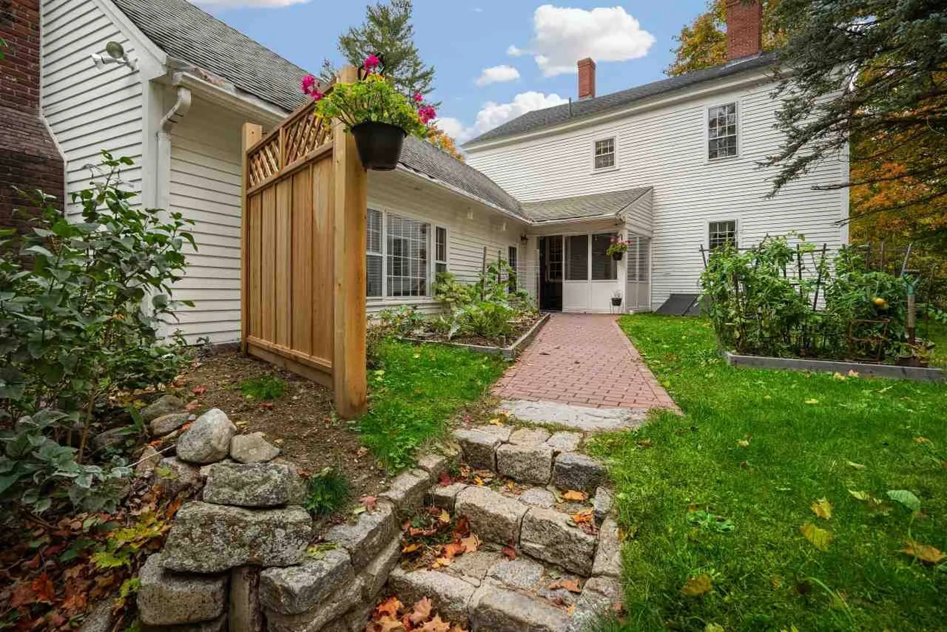 11 Hensmith Road Salisbury NH 03268