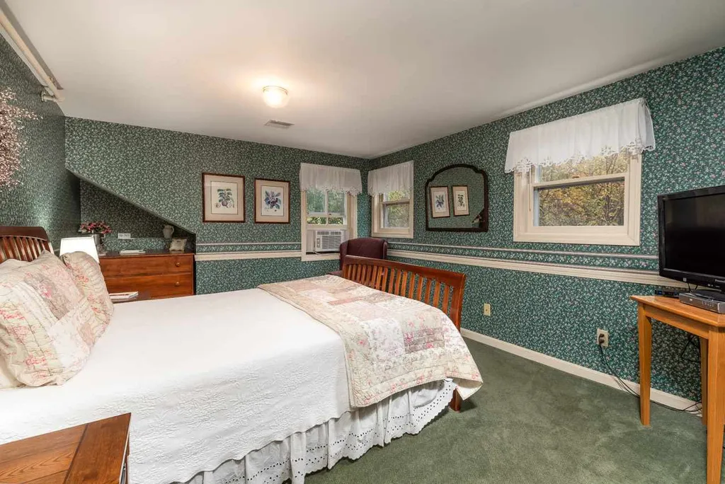 12 Thorn Hill Road Jackson NH 03846
