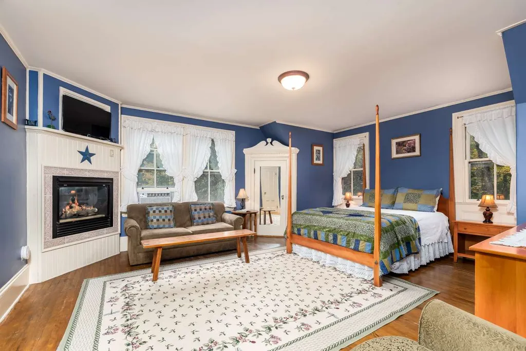 12 Thorn Hill Road Jackson NH 03846