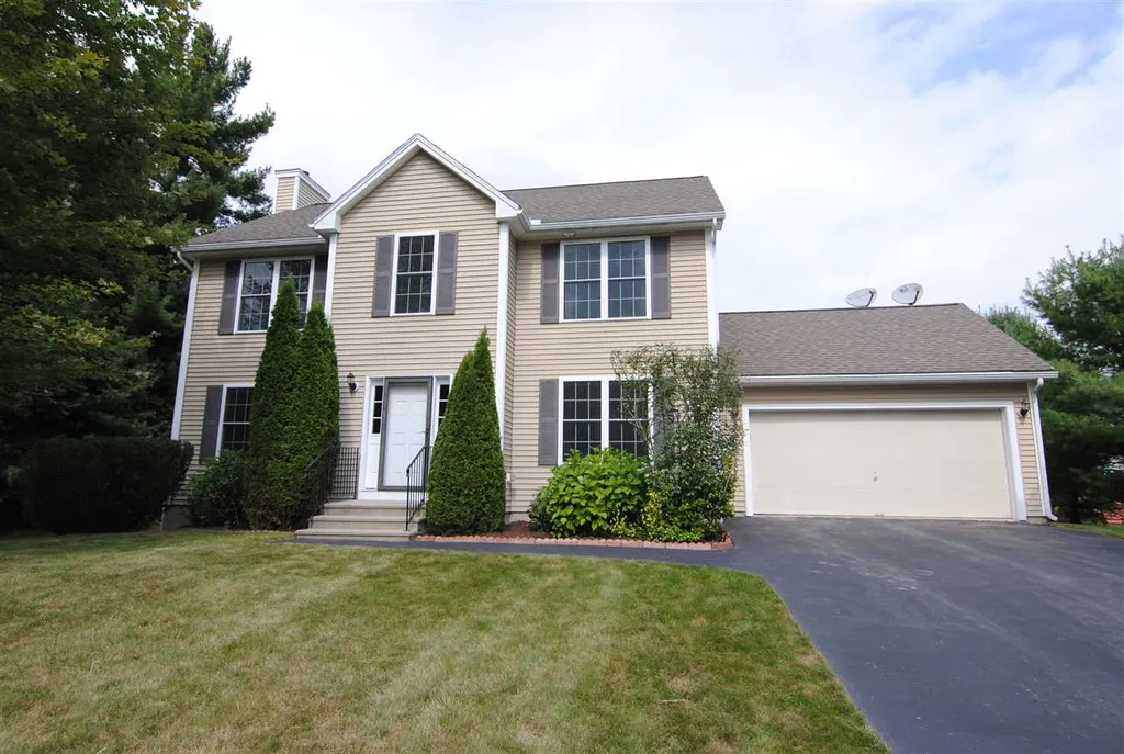 50 Cherrywood Drive Nashua NH 03062