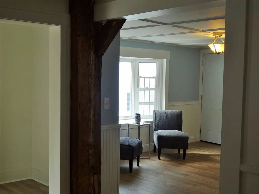 107 Oak Hill Road Barrington NH 03825