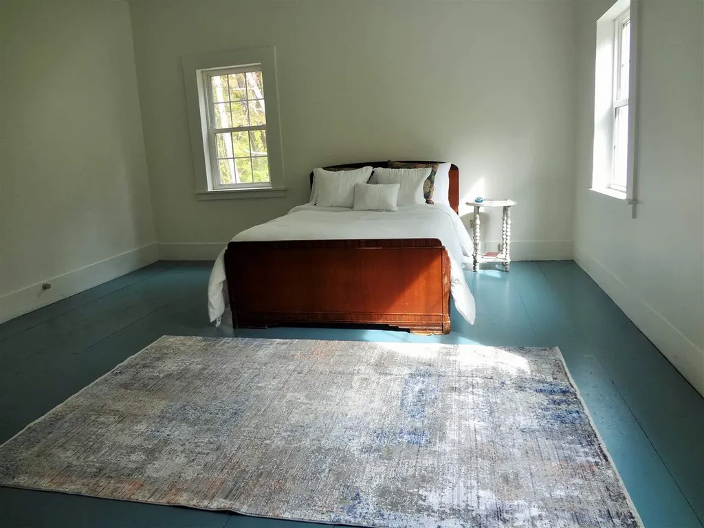 107 Oak Hill Road Barrington NH 03825