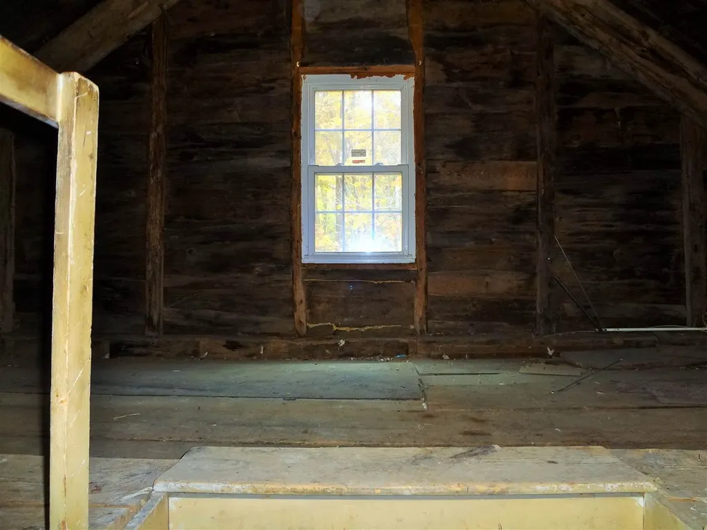 107 Oak Hill Road Barrington NH 03825