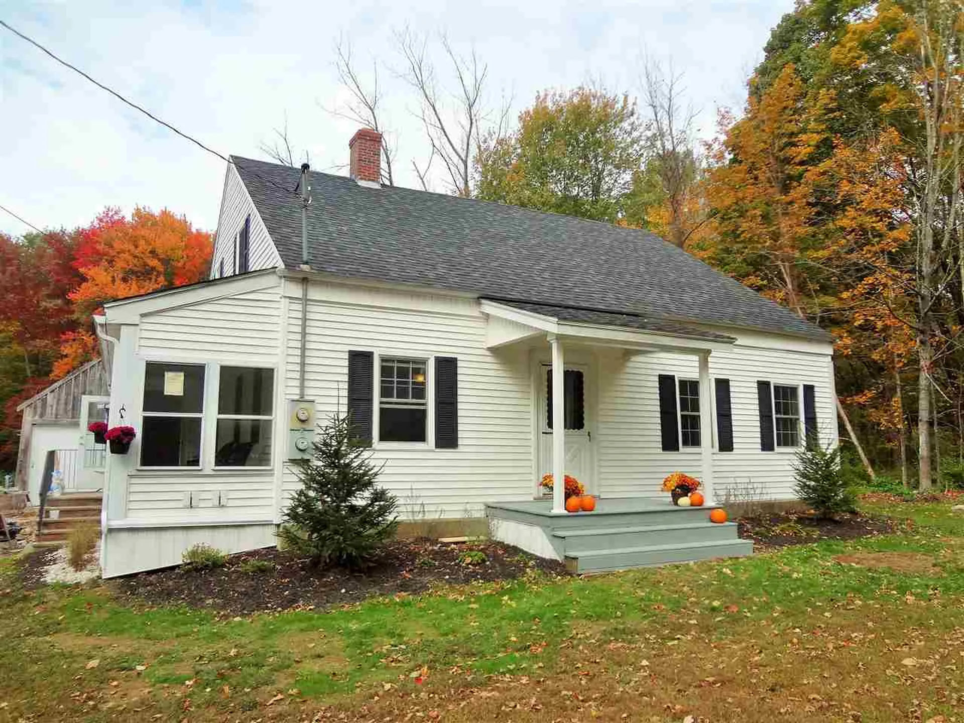 107 Oak Hill Road Barrington NH 03825