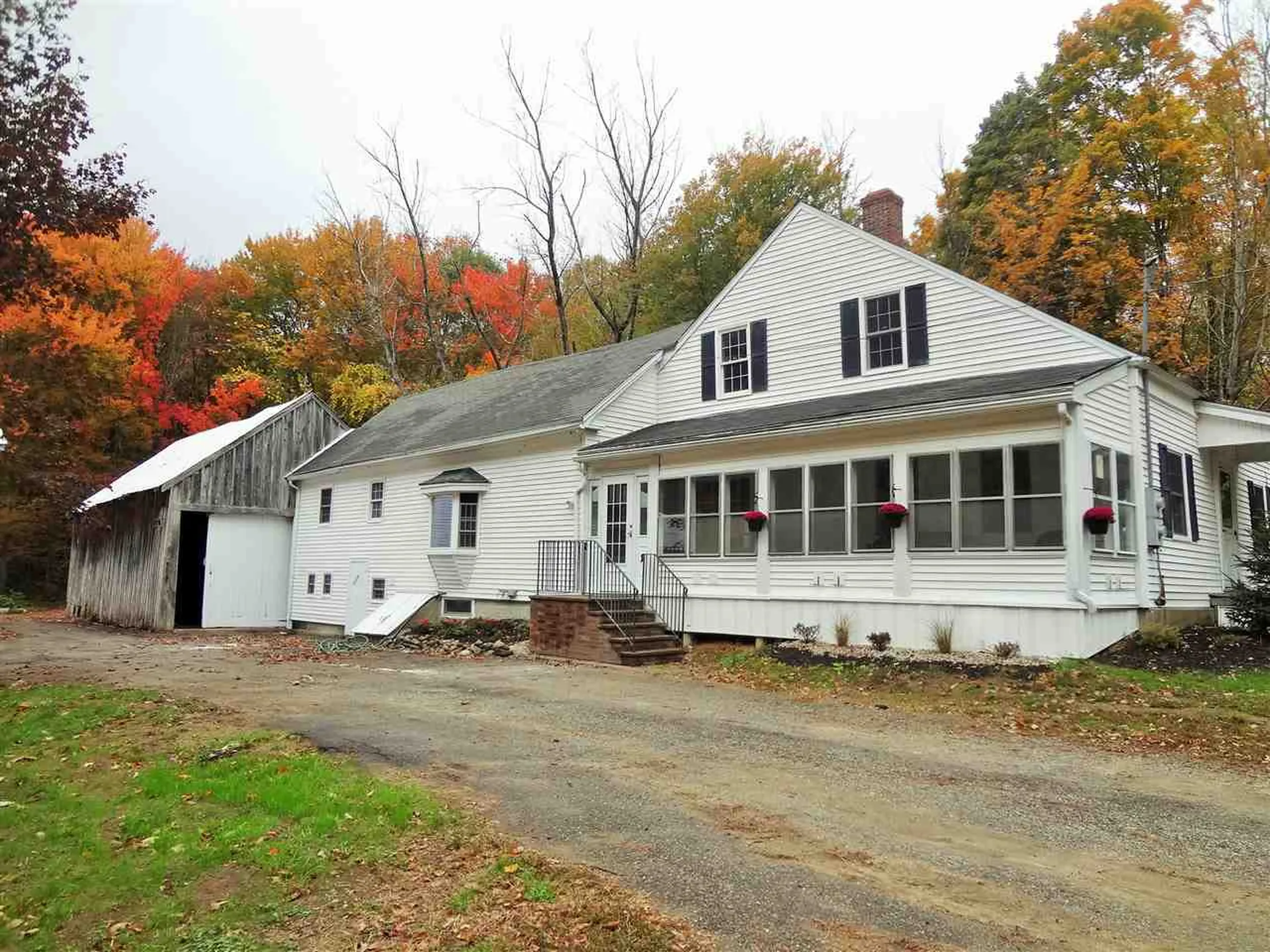 107 Oak Hill Road Barrington NH 03825
