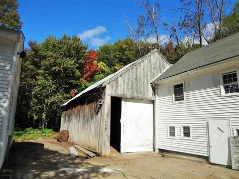 107 Oak Hill Road Barrington NH 03825