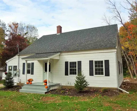 107 Oak Hill Road Barrington NH 03825