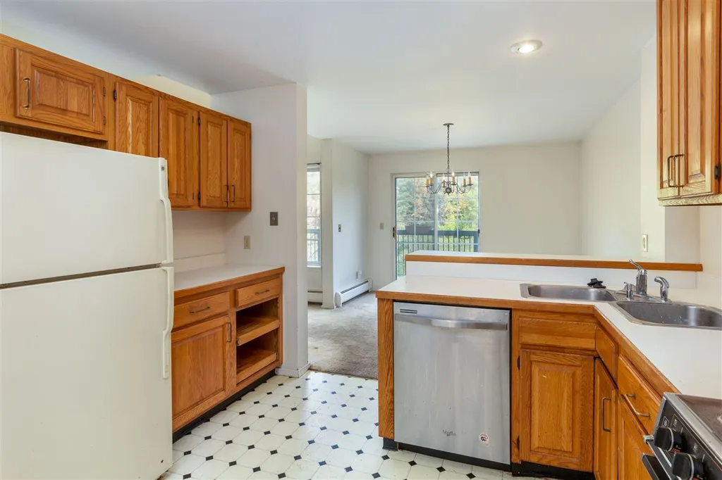 9 Lake Forest Drive Burlington VT 05401