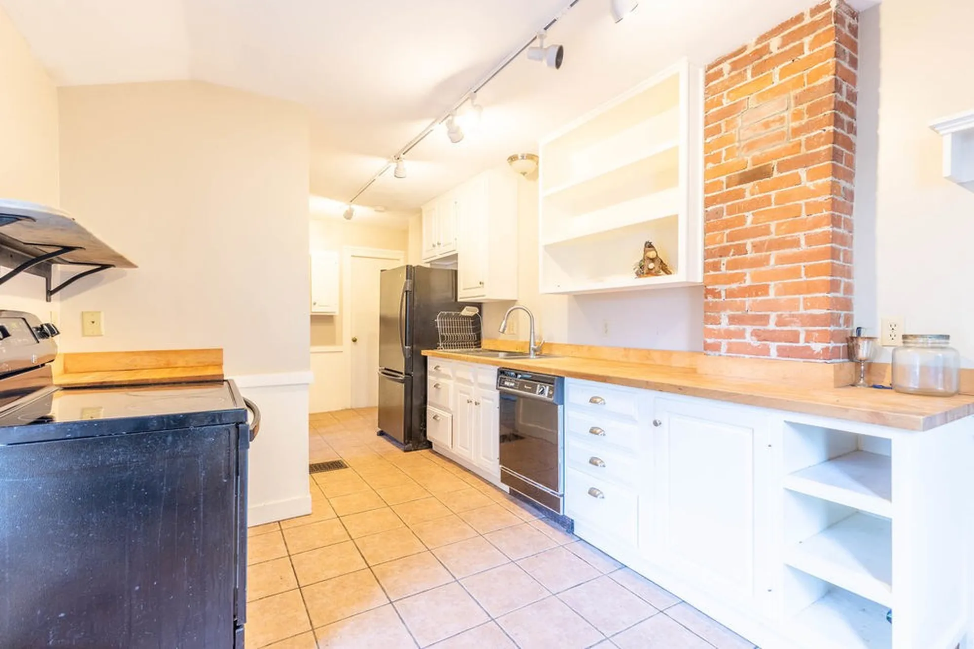 220 Wibird Street Portsmouth NH 03801