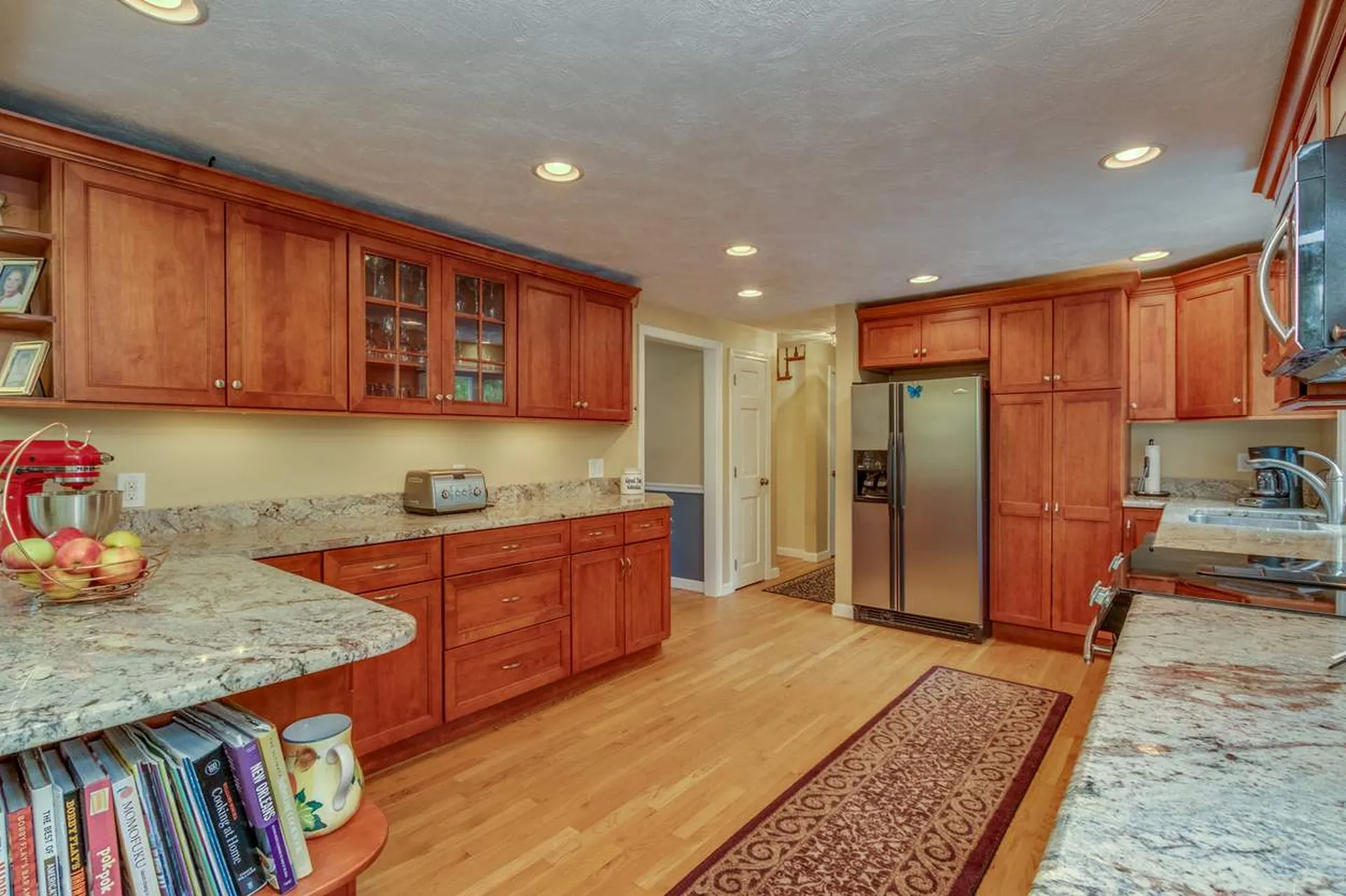 31 Tokanel Drive Londonderry NH 03053