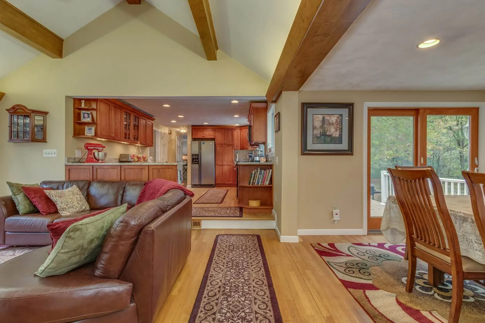 31 Tokanel Drive Londonderry NH 03053