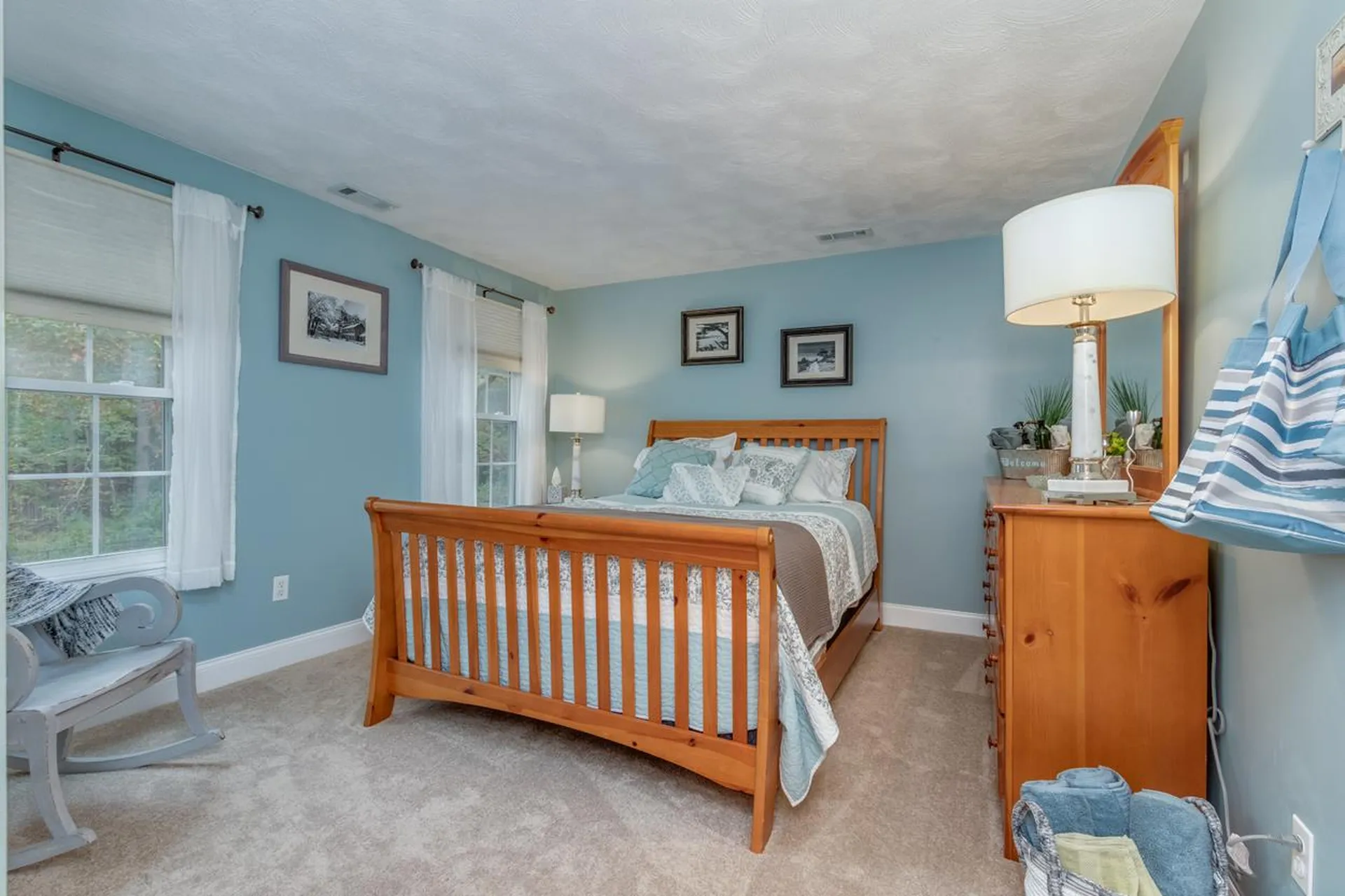 31 Tokanel Drive Londonderry NH 03053