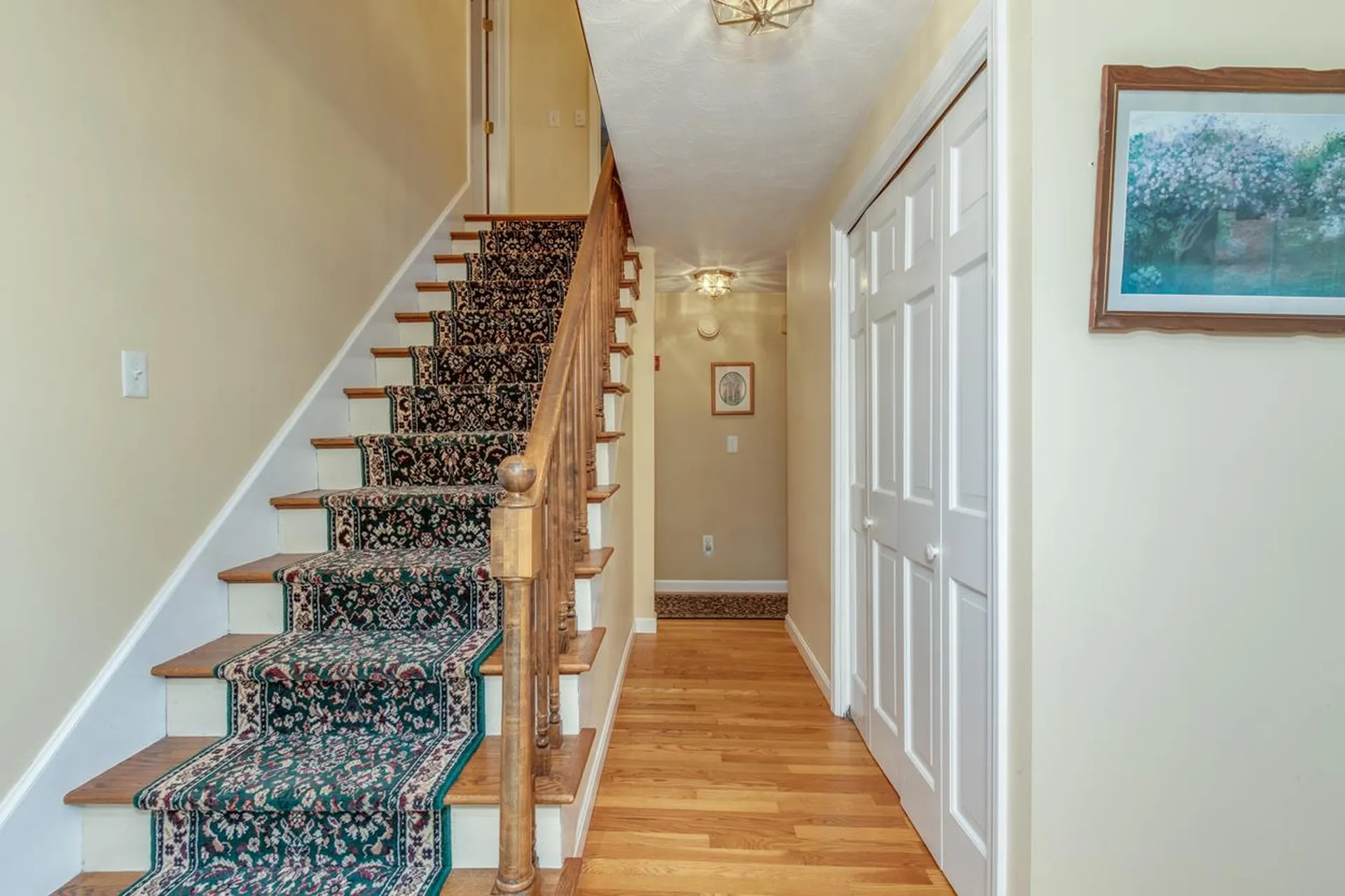 31 Tokanel Drive Londonderry NH 03053