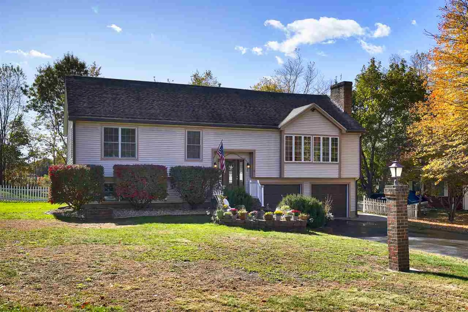 18 Mooreland Street Milford NH 03055