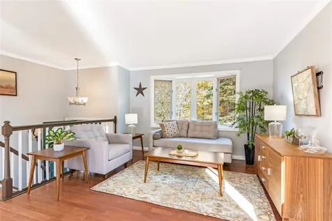 72 Plains Road Jericho VT 05465
