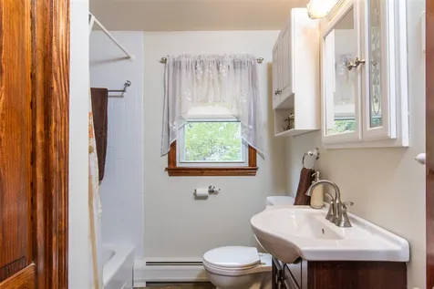21 Allen Street Exeter NH 03833