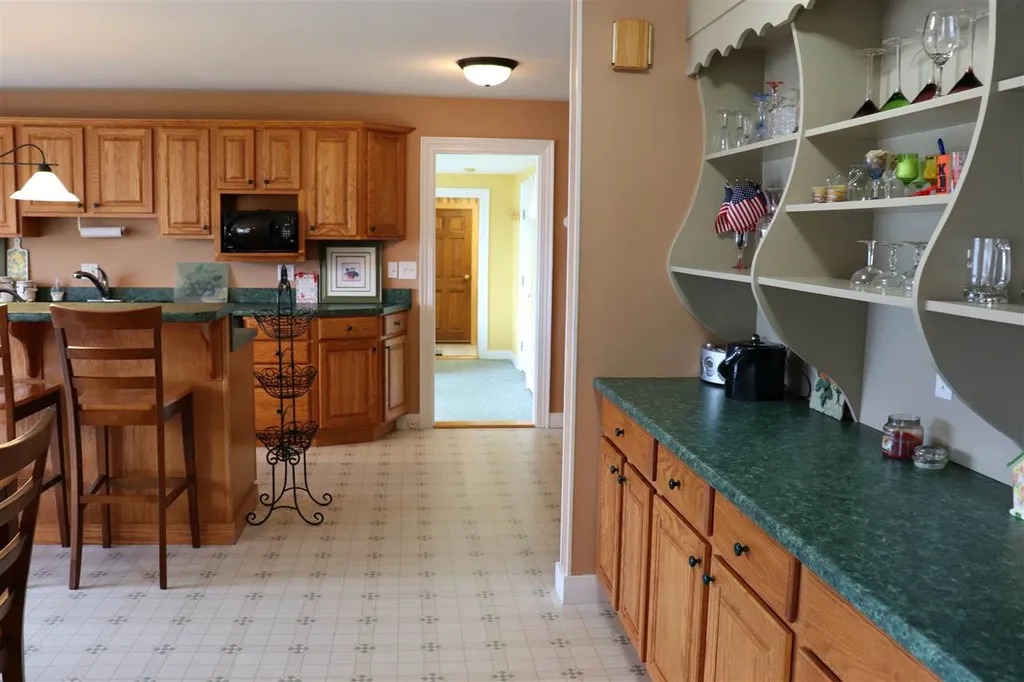 749 Laconia Road Tilton NH 03276